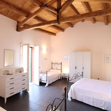 Reusia Holiday Home Ragusa Ruang foto