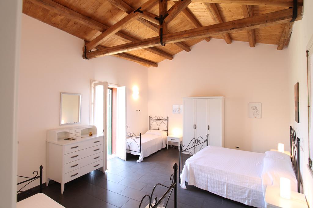 Reusia Holiday Home Ragusa Ruang foto